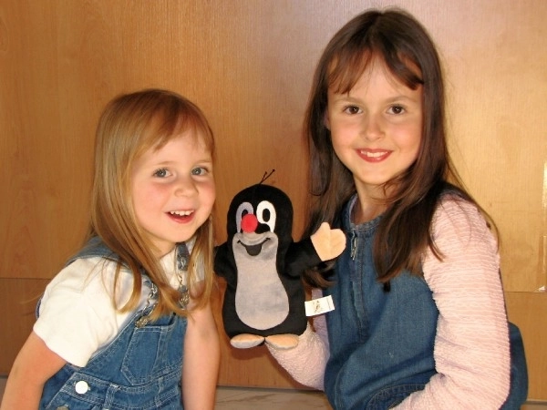 Marionnette Krtek peluche 20 cm sur carte 0+