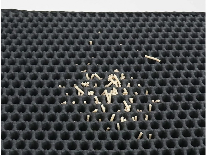 Tapis pour litière de chat avec motif hexagonal