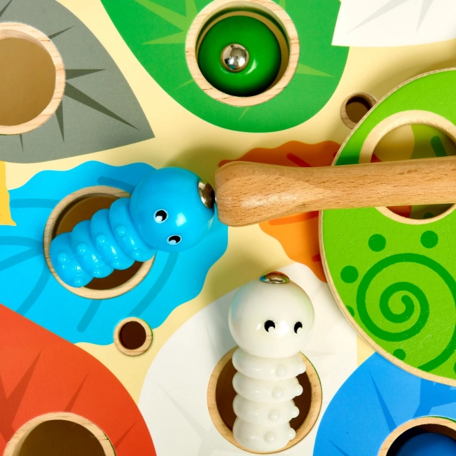 Lucy & Leo Attrape les chenilles – jeu de table en bois avec des aimants