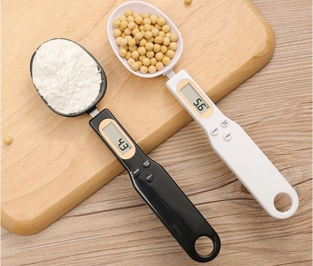 Légère et compacte avec cuillère amovible