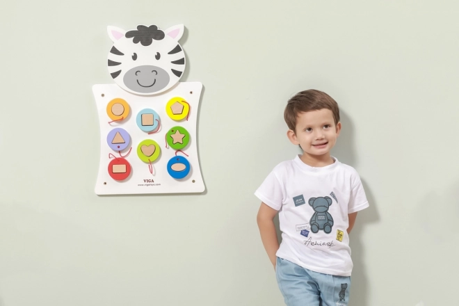 Jeu mural en bois - couleurs et formes