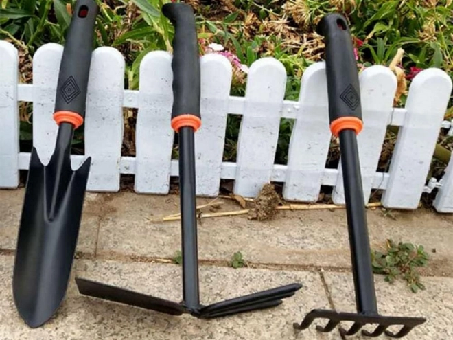 Ensemble d'outils de jardinage