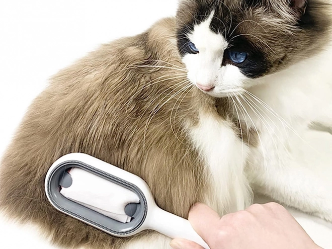Brosse en silicone 3 en 1 pour animaux de compagnie