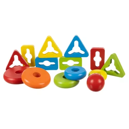 T-shirt coloré en bois avec formes