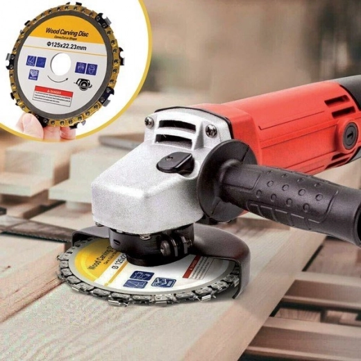 Coupes rapides et nettes dans le bois