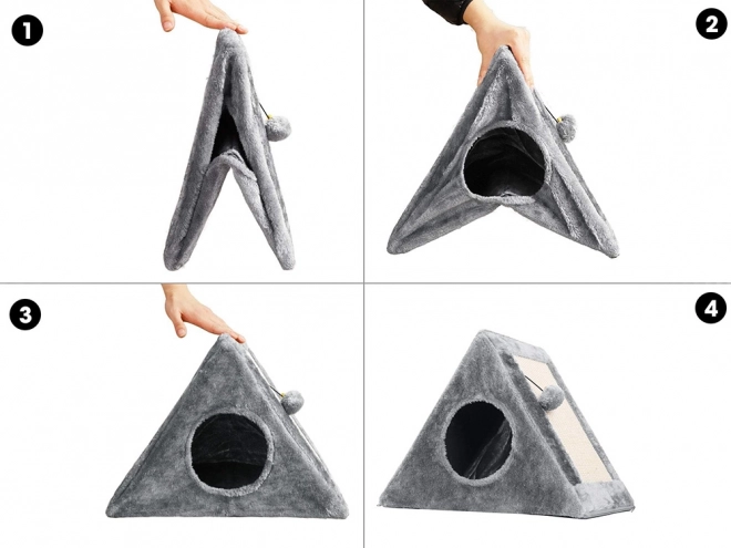 Griffoir triangulaire et maison pour chats avec balle