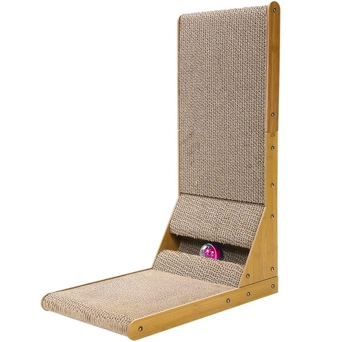 Grattoir d'angle pour chats avec balle