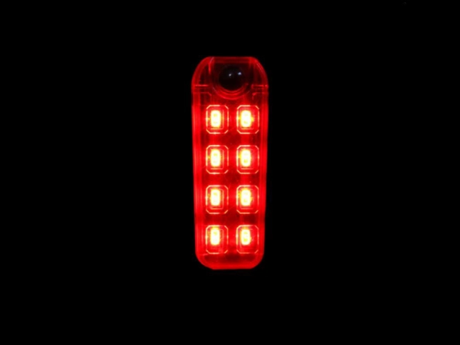 Feu arrière LED pour vélo avec chargement USB