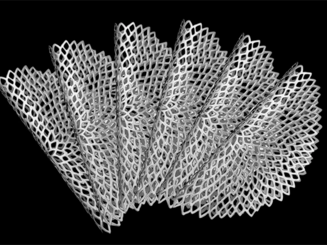 Nappe ronde en plastique ajourée