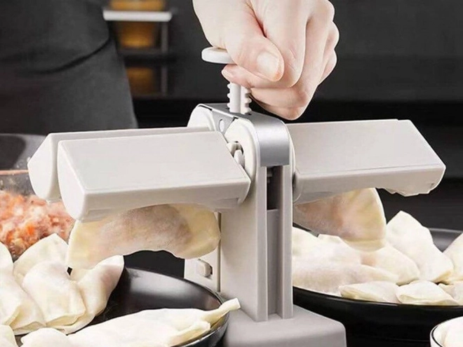 Machine manuelle pour façonner les boulettes