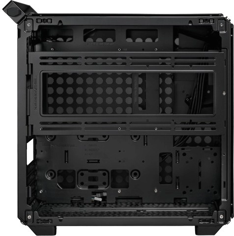 Intérieur spacieux pour les performances et les évolutions futures