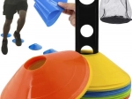 Cônes d’entraînement – set de 50 pièces avec support et sac en filet