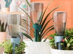 Arroseur goutte-à-goutte automatique avec bouteille pour fleurs et plantes d’intérieur