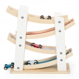 Piste de course en cascade en bois