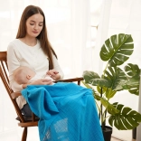 Tommy Lise lange en mousseline Abyss Blue 120x120 cm