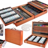 Ensemble de peinture dans une mallette