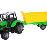 Grand tracteur avec remorque